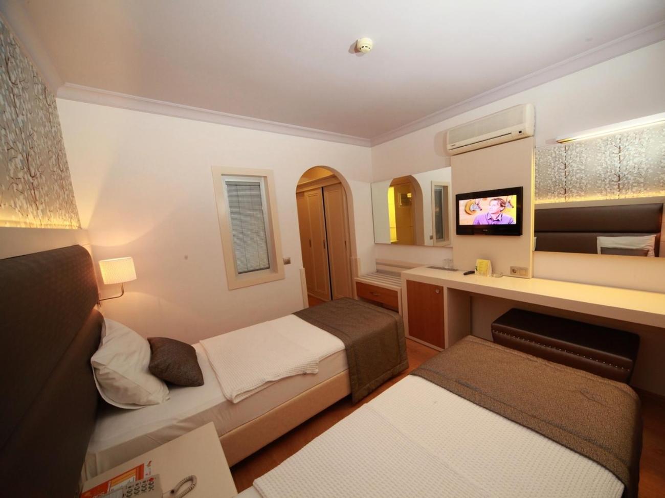 Grand Hotel Faros Marmaris Exterior foto